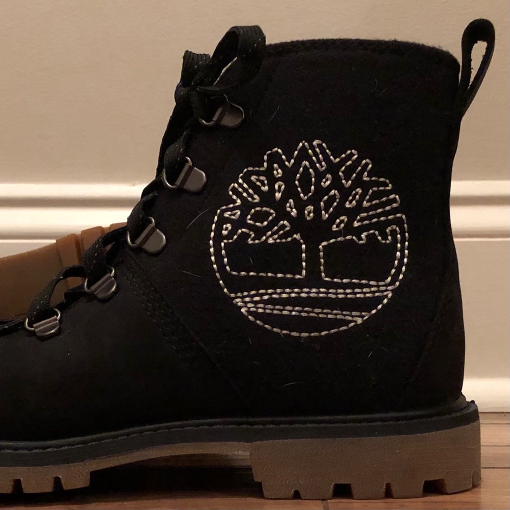 NWOT Timberland Black Leather Hiking Boot Sz 7
